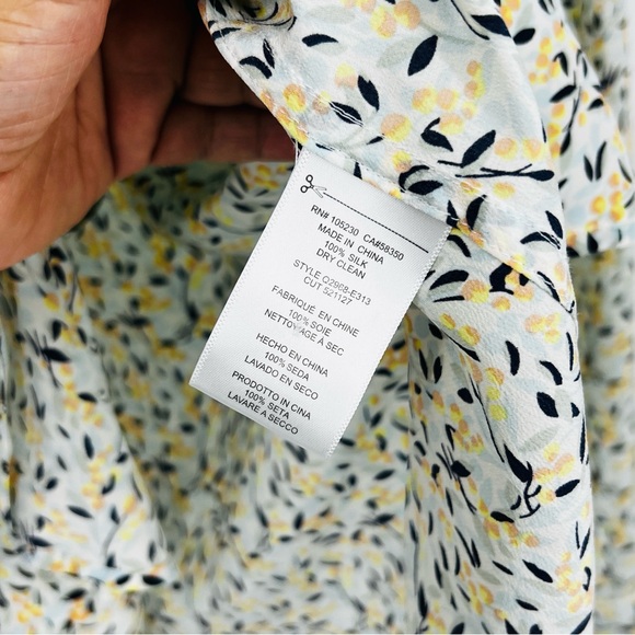 NWOT EQUIPMENT Femme Keira 100% Silk Long-Sleeve Button-Down Pajama Top - sz M - Picture 6 of 11